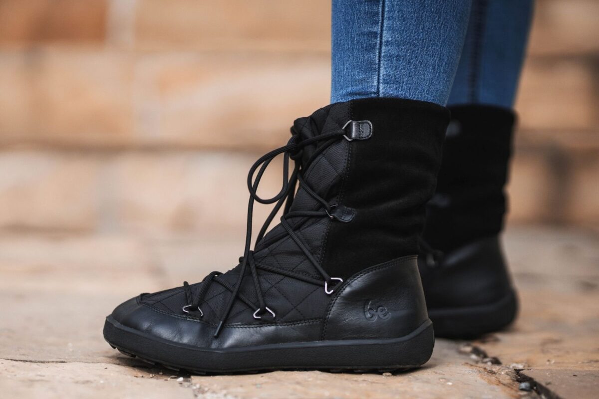 Be Lenka Snowfox Woman soojad membraaniga talvesaapad – All Black Be Lenka Snowfox Woman soojad membraaniga talvesaapad – All Black Täiskasvanute barefoot jalatsid - HellyK - Kvaliteetsed lasteriided, villariided, barefoot jalatsid