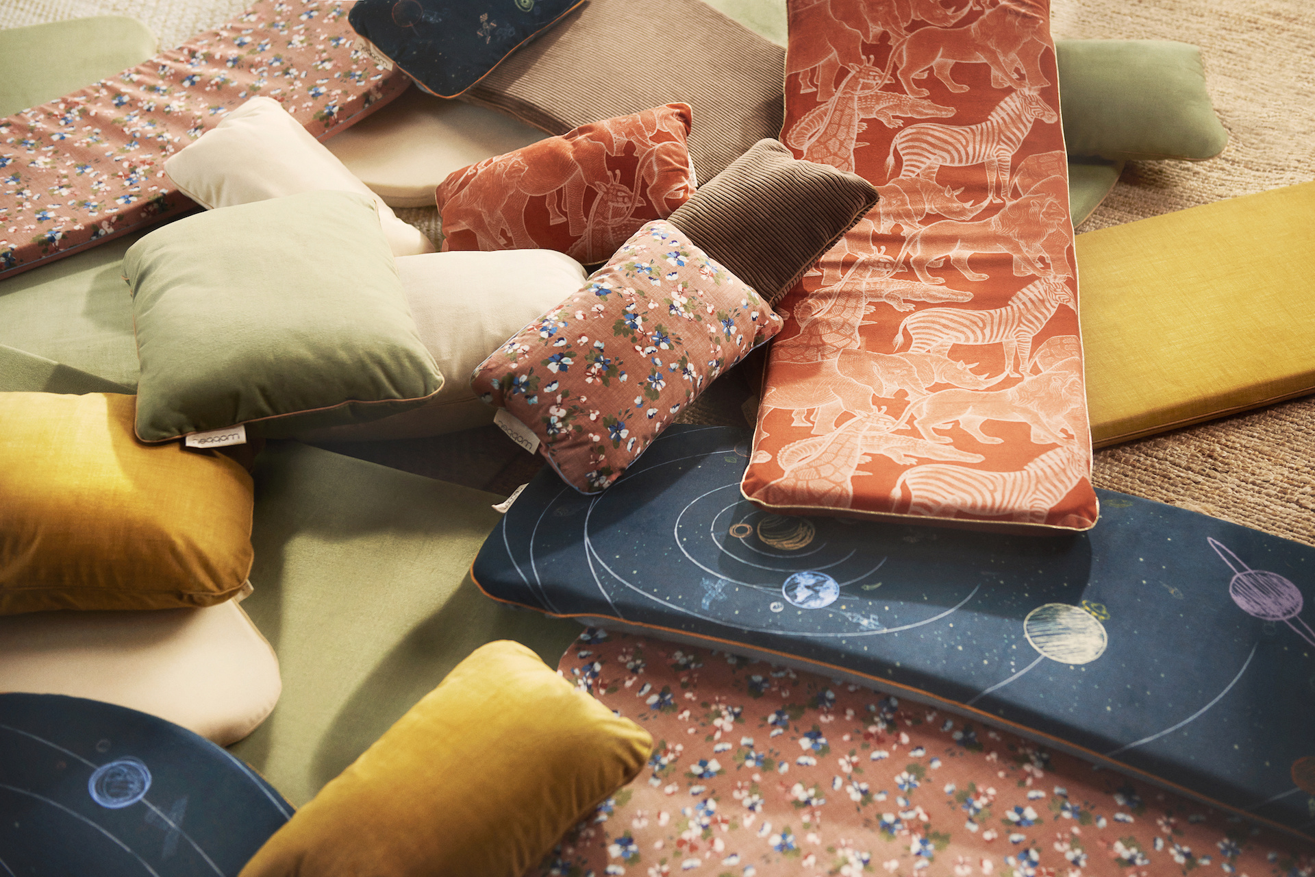 wobbel-wobbel-pillow-original-limited-edition (2)