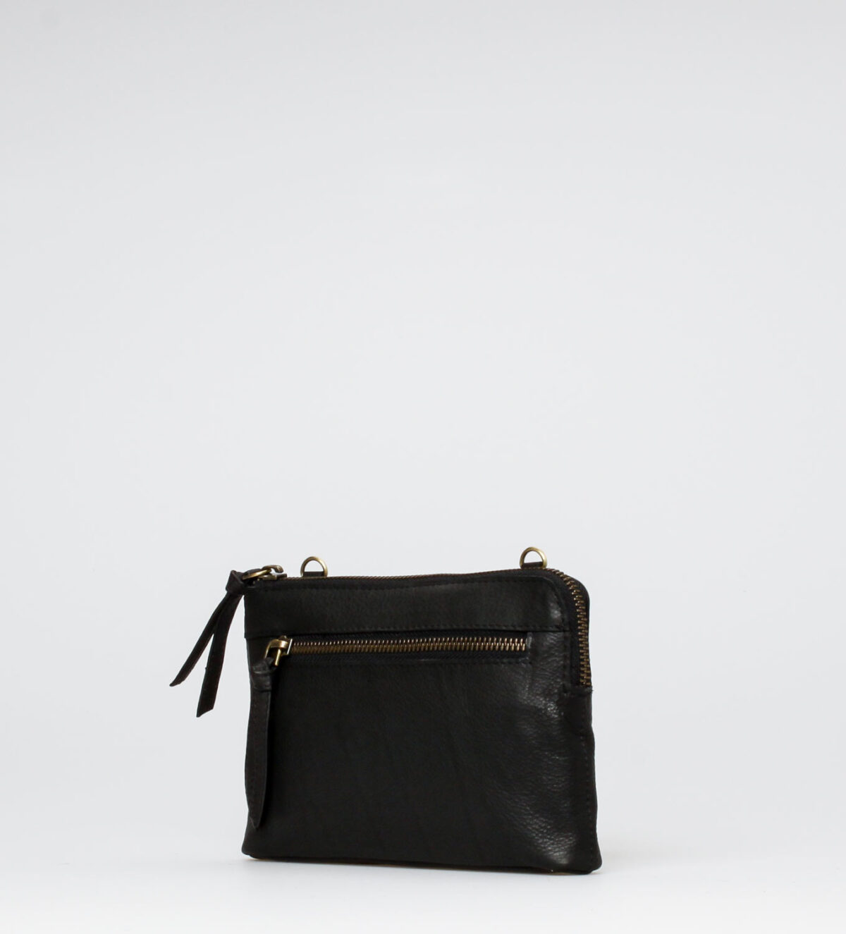 Treats nahast väike crossbody-kott Nanna Common Black Kotid ja rahakotid - HellyK - Kvaliteetsed lasteriided, villariided, barefoot jalatsid